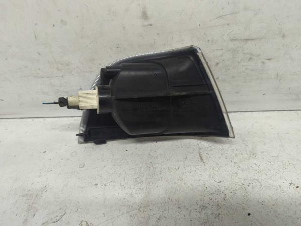 CLIGNOTEUR GAUCHE VOLVO V40/S40 -2004 - Vue 2